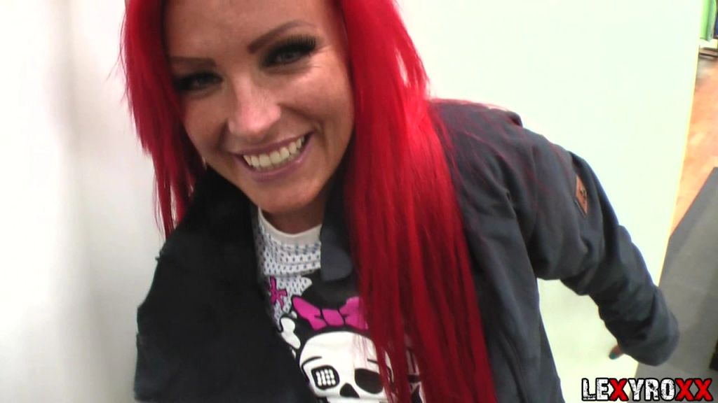 SÜCHTIG NACH SPERMA – unfassbar in aller Öffentlichkeit